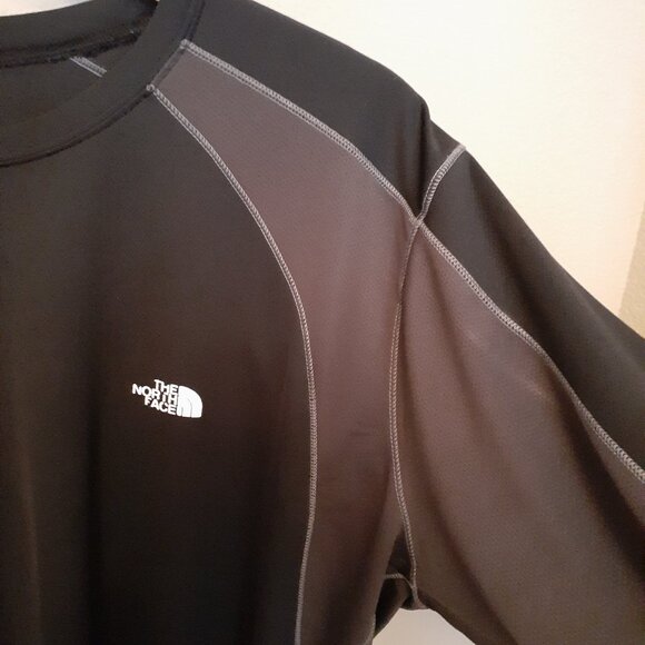 The North Face Activewear Top - Picture 3 of 14
